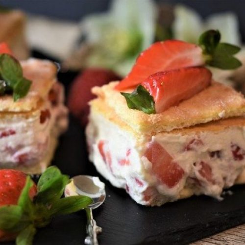 Cake Strawberries 