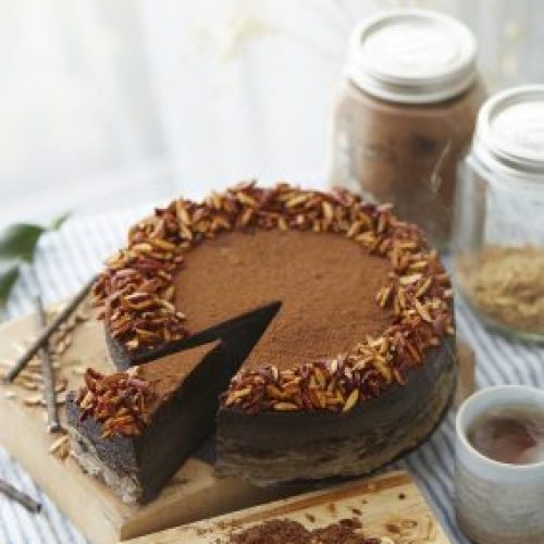 <a href="https://www.pexels.com/photo/bakery-baking-cake-chocolate-264892/" target="_blank" rel="noopener">Pixabay</a> at Pexels