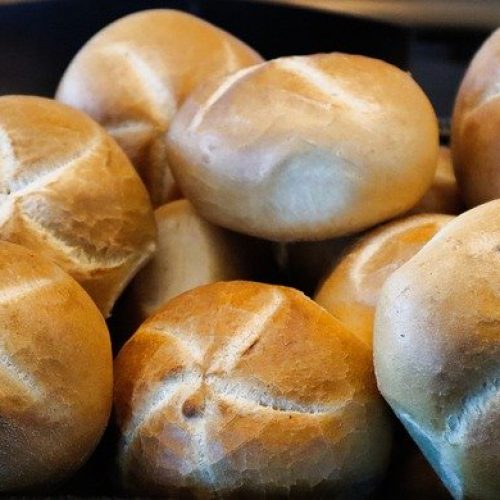 Cakes Roll Breakfast 
